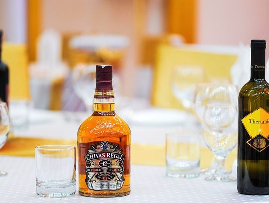 Blended whisky i single malt whisky – prześwietlamy oba trunki