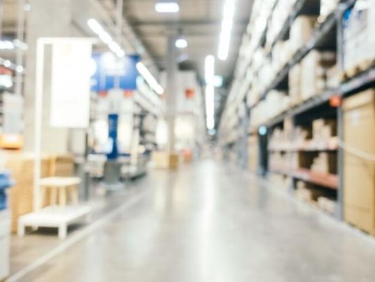 Dlaczego namioty magazynowe są popularne w sezonowej przechowalni towarów?