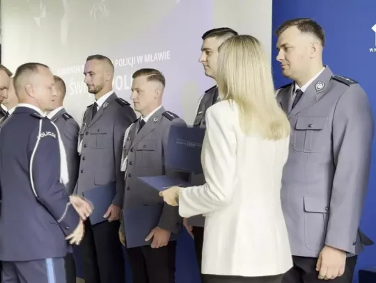 Dzień awansów, wyróżnień i podziękowań
