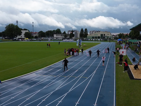 II Mazowiecki Mityng Lekkoatletyczny U12 i U14 w Mławie. Święto młodzieżowego sportu
