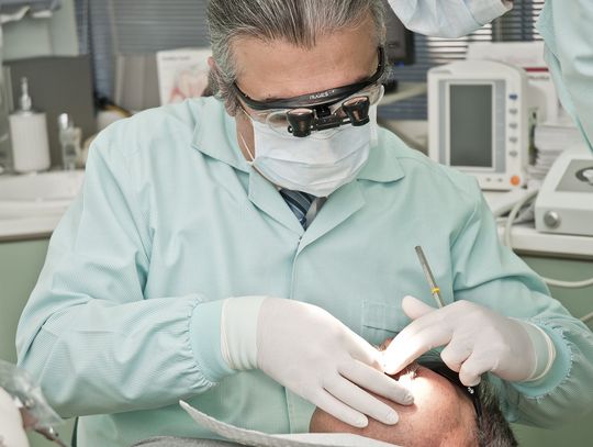 Jakie usługi oferuje klinika dentystyczna WellDent?