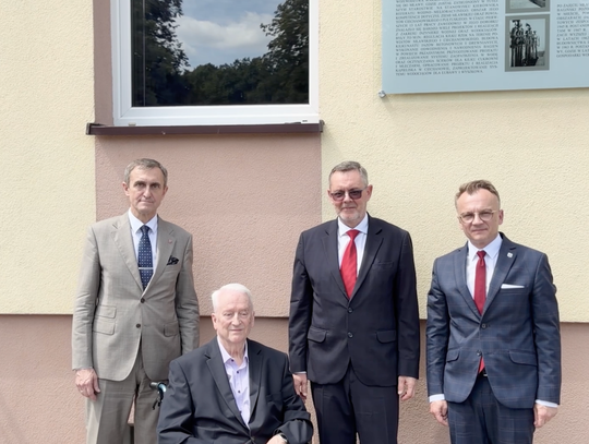 Kto zbudował mławskie wodociągi? 💧 Odsłonięcie tablicy Ryszarda Bagińskiego