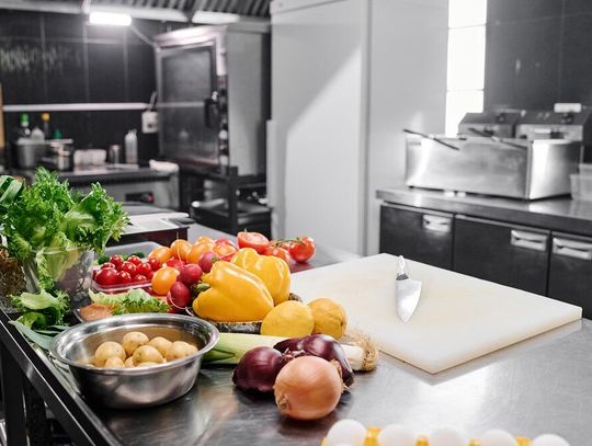 Na co zwrócić uwagę przy wyborze płyty grillowej do gastronomii?