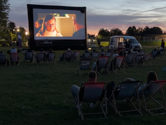 Romantyczna komedia pod chmurką. Letnie seanse za Hotelem Mława
