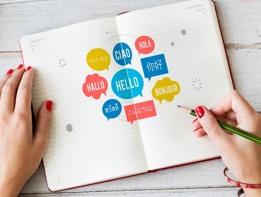 Tłumacz przysięgły - czym się zajmuje ten specjalista?