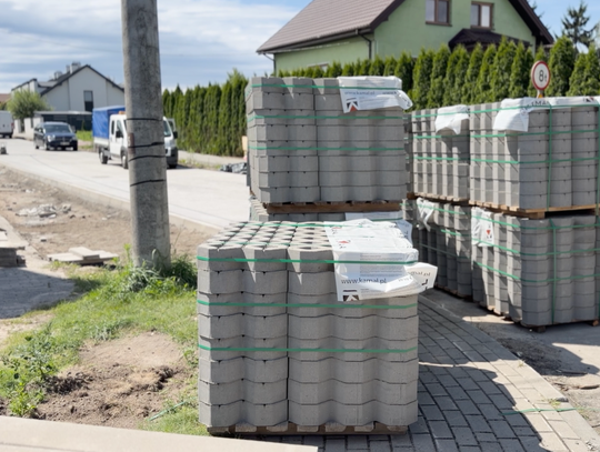 Ulica Okólna i Rzęgnowska zyskują nowe oblicze. Trwają inwestycje drogowe w Mławie
