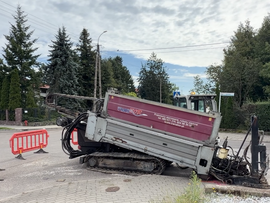 Wymiana sieci wodociągowej w Mławie. Prace bez rozkopywania ulic i korków! 🚰