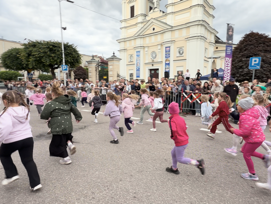 XIII Bieg Uliczny im. Ojca Bernarda Kryszkiewicza. Sportowe święto najmłodszych