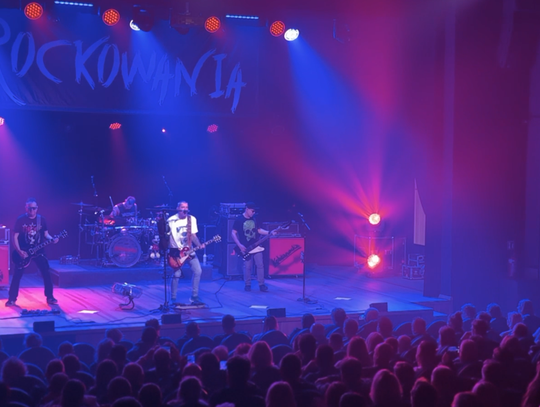 XXII Ogólnopolski Festiwal Muzyki ROCKOWANIA w Mławie. Przegląd zespołów i koncert Kobranocki