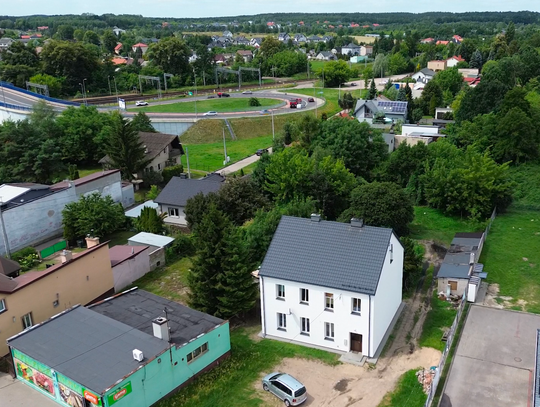 Zakończony remont przy ul. Kościelnej 7 i plany budowy nowego bloku w Mławie