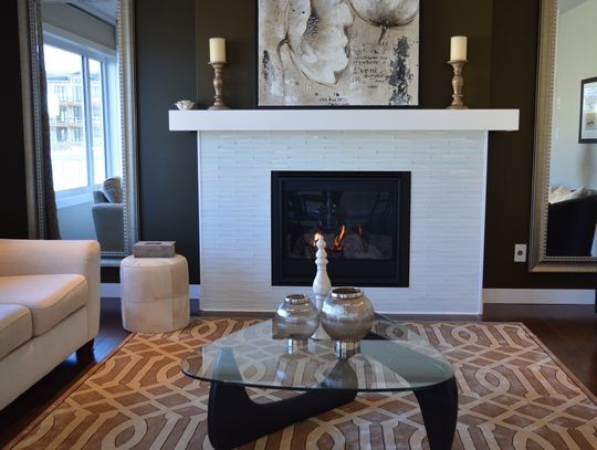 Żeliwne wkłady kominkowe - efektywność grzewcza i oszczędność na opale