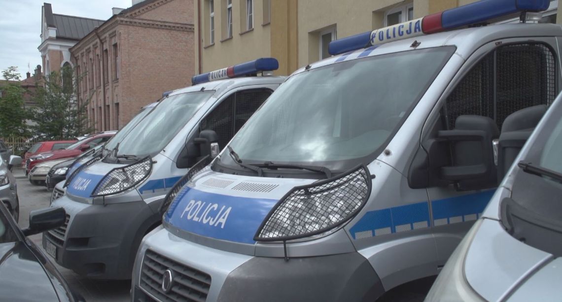 POLICJA WALCZY Z PIRATAMI DROGOWYMI